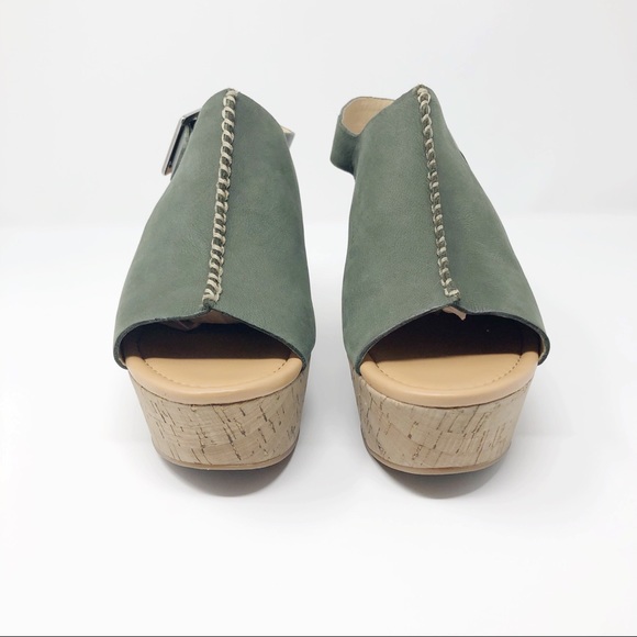 Marc Fisher Sinthya Leather Wedge Sandals Sz 8.5 - Picture 2 of 8